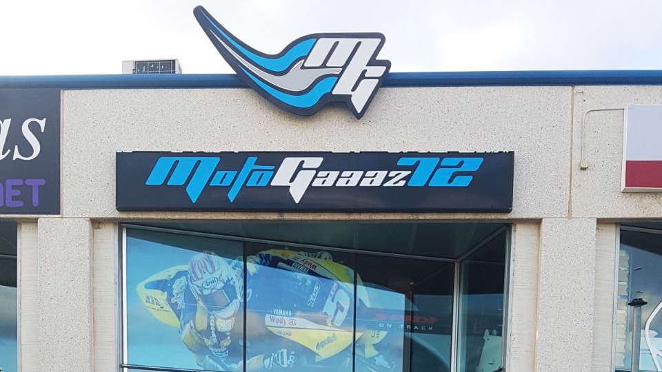 Moto Gaazz Portada