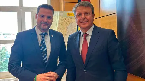 reunión tren alta velocidad ayuntamiento de tudela ministerio de transportes2
