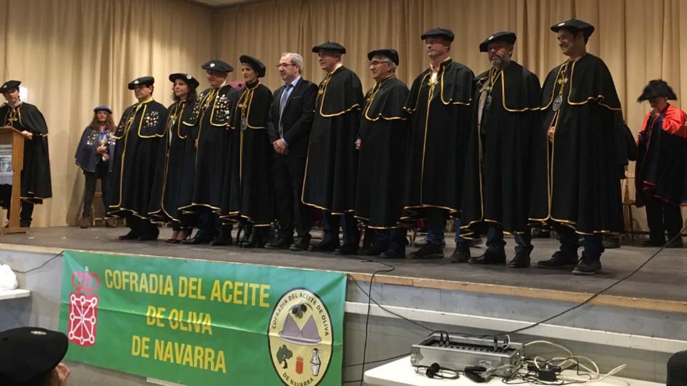 Cofradía del Aceite de Oliva de Navarra Capítulo General de 2019 celebrado en Cabanillas