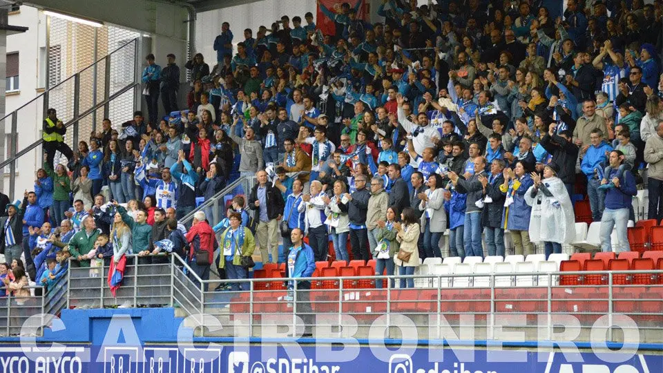 Afisión Cirbonero en Eibar