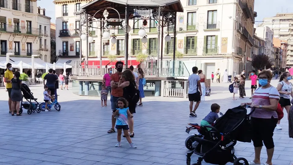 Plaza Nueva Mascarillas aire libre