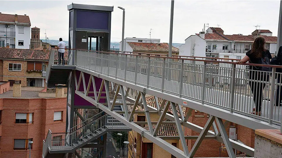 ascensor torre monreal