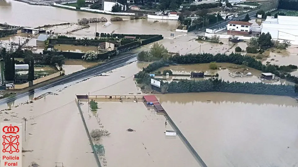 Crecida del Río Ebro a su paso por la Na128