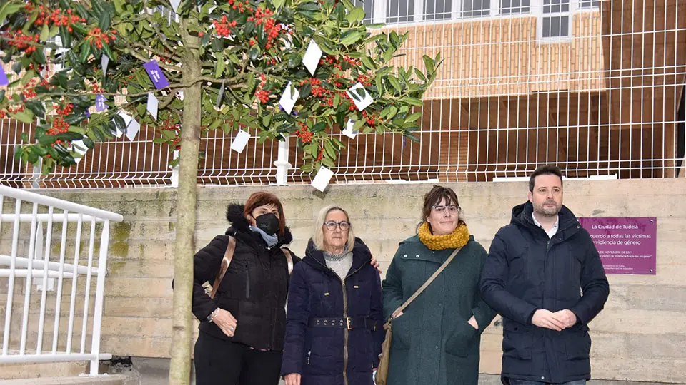 violencia machista arbol placa