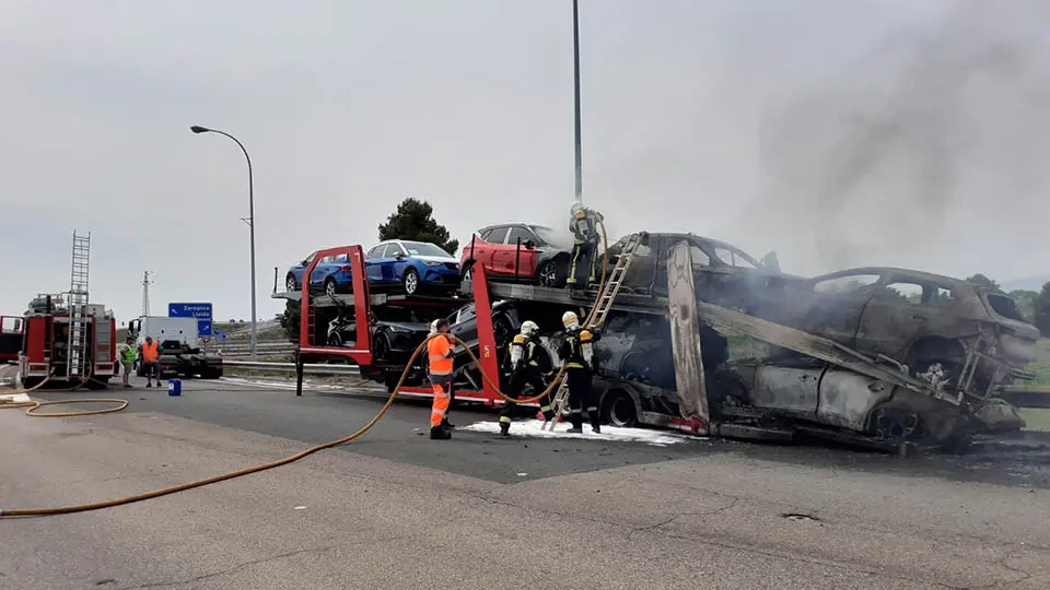 tudela incendio camion2