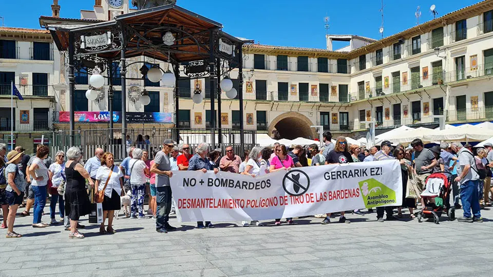 concentracion poligono tiro bardenas 2022