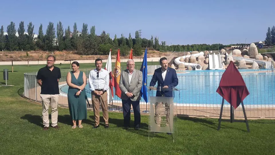 Inauguración Piscinas Clara Campoamor