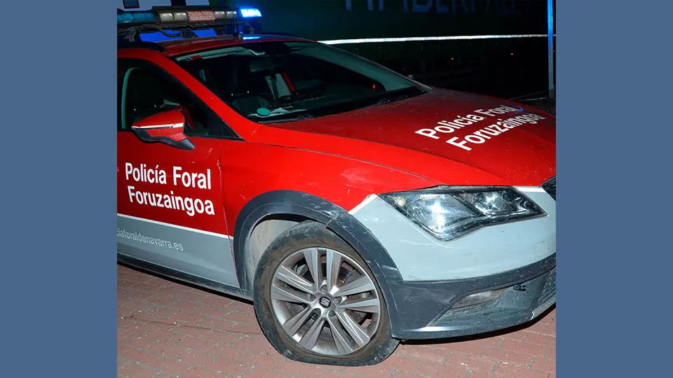 policia foral coche patrulla