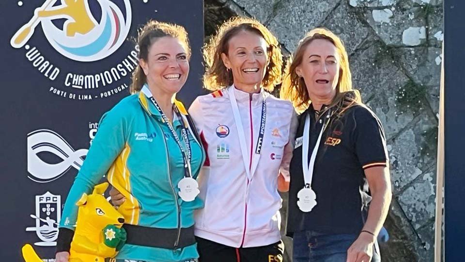 Belén Sánchez (centro). Campeona del mundo de maratón