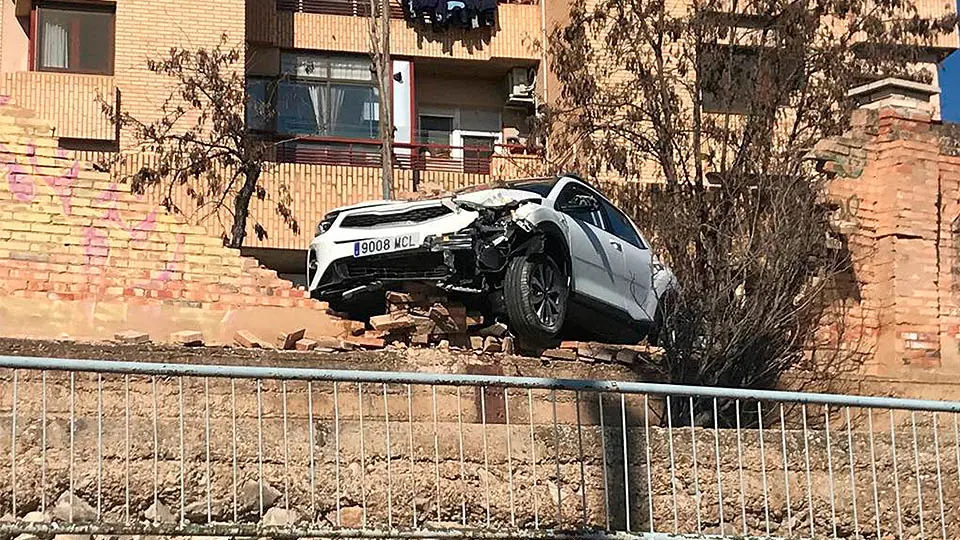 tudela accidente trafico muro jesuitas