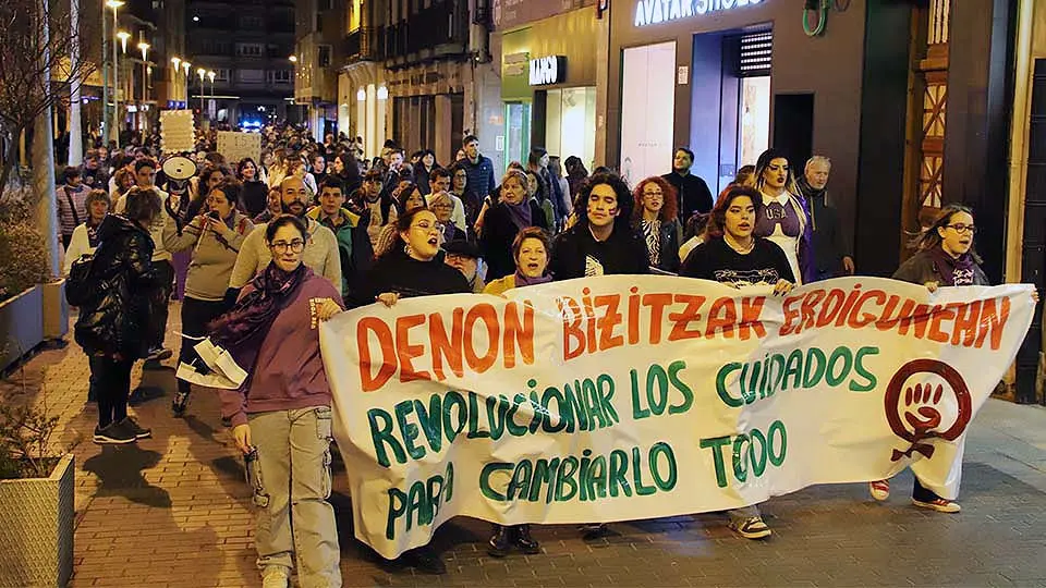 manifestación plataforma 8M (4)