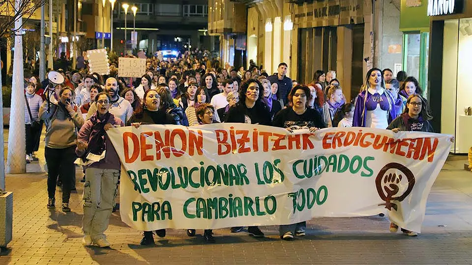 manifestación plataforma 8M (5)