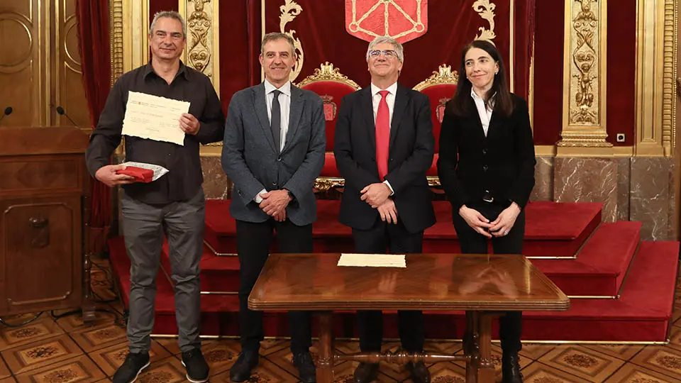 premio extraordinario bachillerato paco de irizar