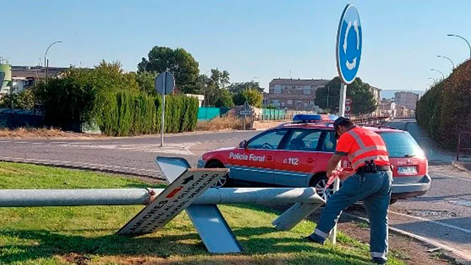 ribaforada accidente farola señales