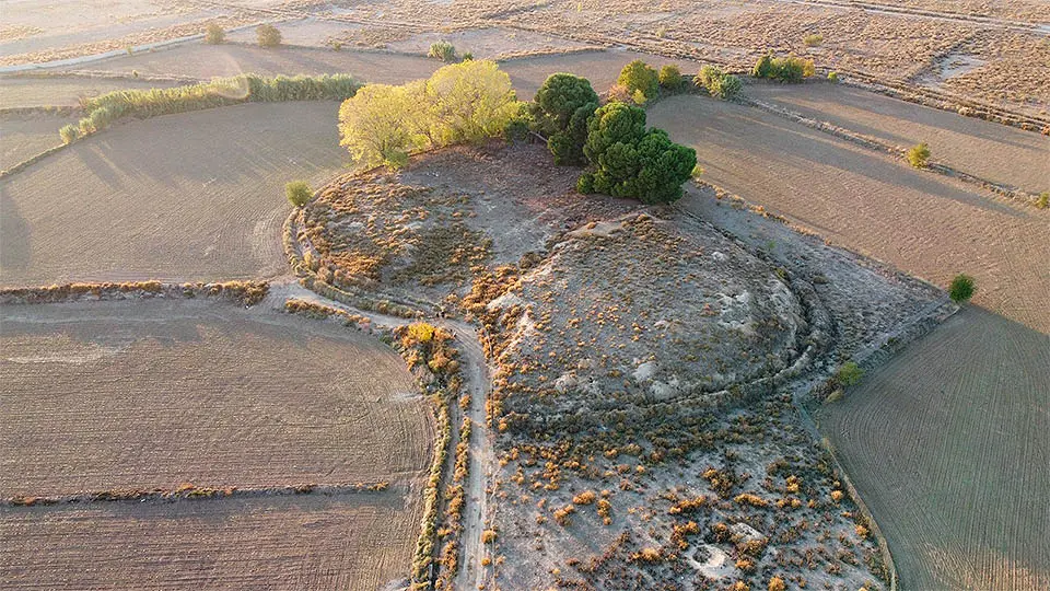 cortes yacimiento alto de la cruz