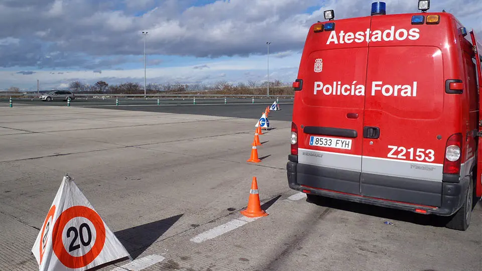 policia foral vehiculo atestados