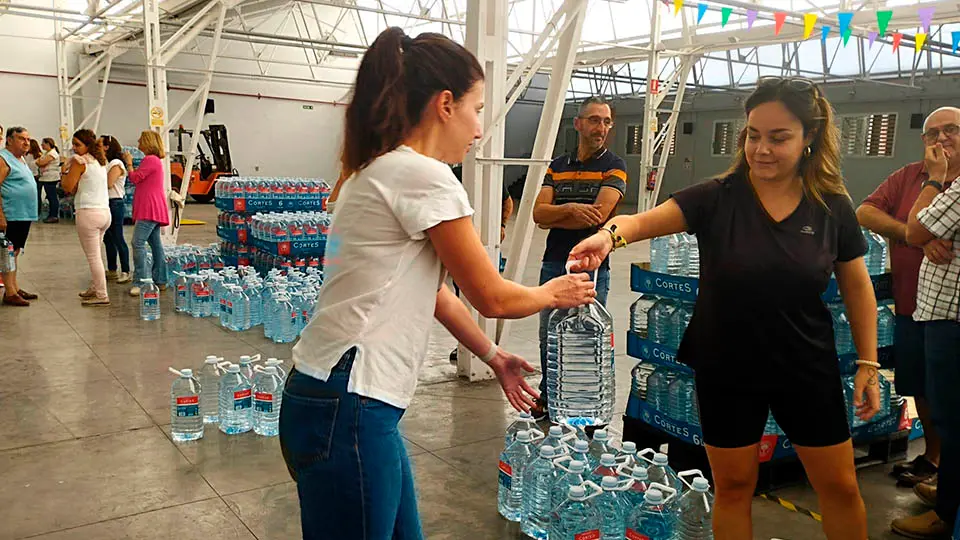 reparto de agua embotellada en tarazona