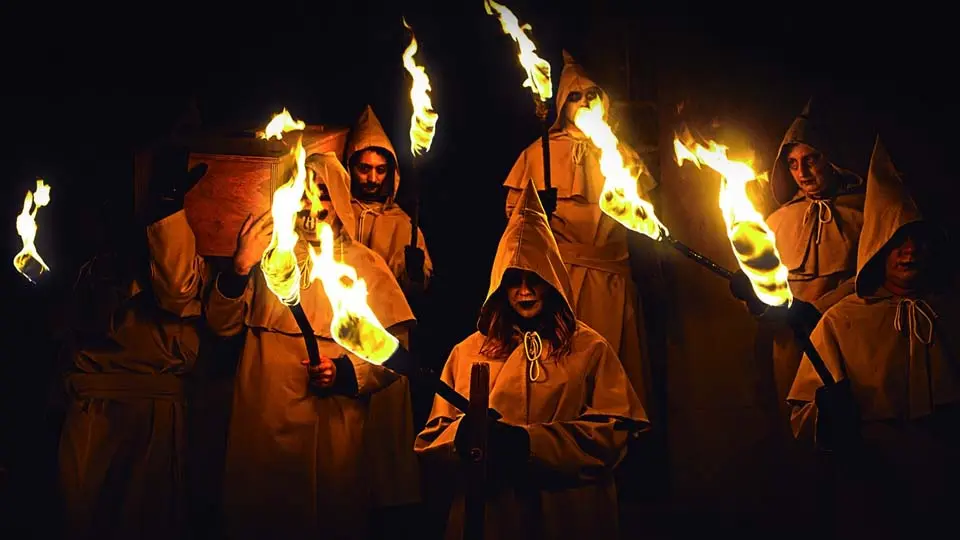 Visita cultural nocturna en Ágreda dentro de las jornadas de La Muerte en las Tres culturas. Fotografía Carlos Tapia