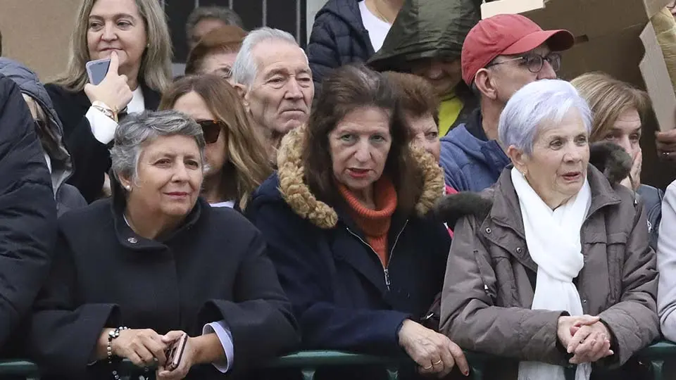 Esperando a Doña Letizia en Tudela 2023 (1)