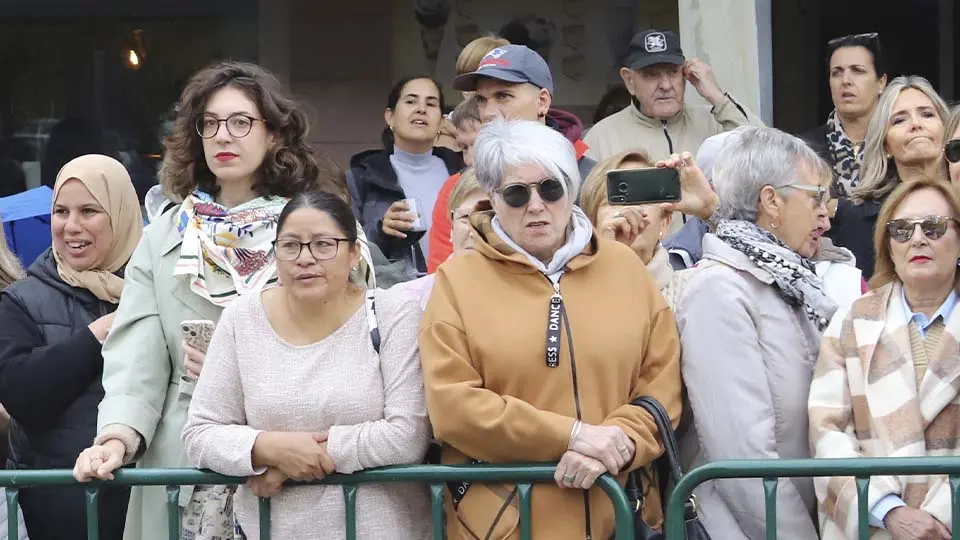 Esperando a Doña Letizia en Tudela 2023 (29)