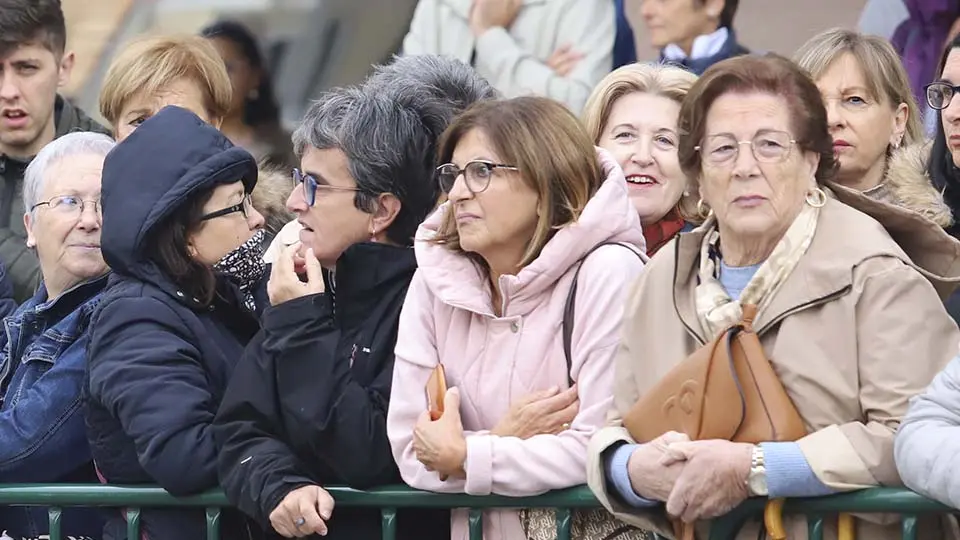 Esperando a Doña Letizia en Tudela 2023 (38)