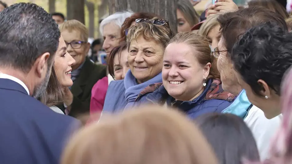 Letizia saludando 2023 (6)