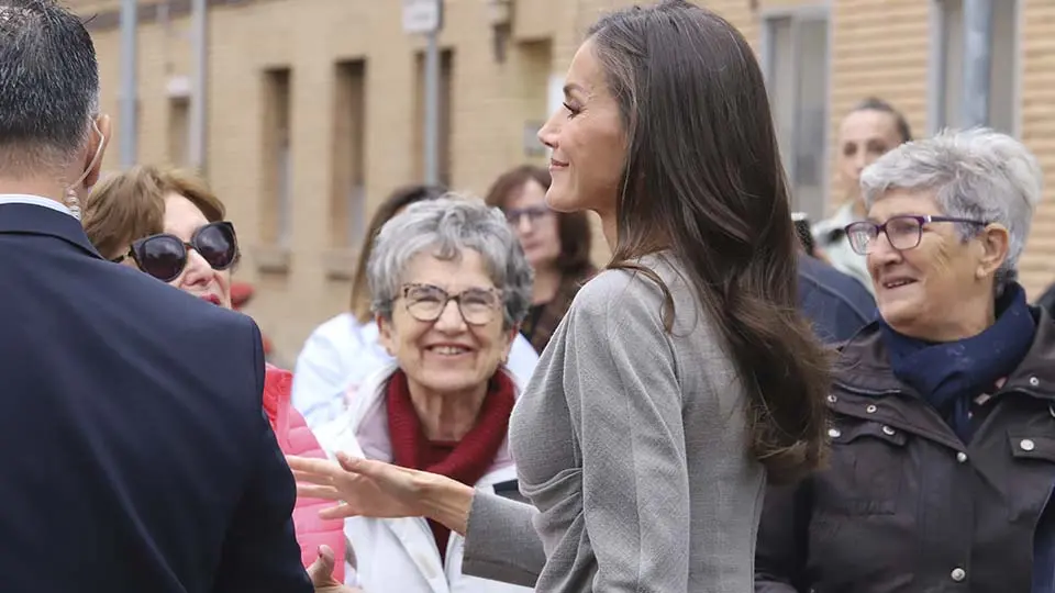 Letizia saludando 2023 (13)