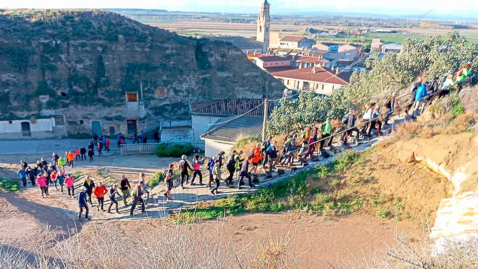 valtierra marcha senderistas mirador bardenas