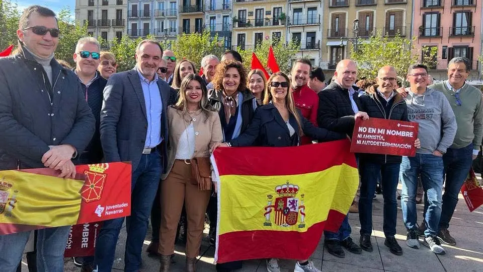 UPN en la concentración convocada por Sociedad Civil Navarra contra la amnistía