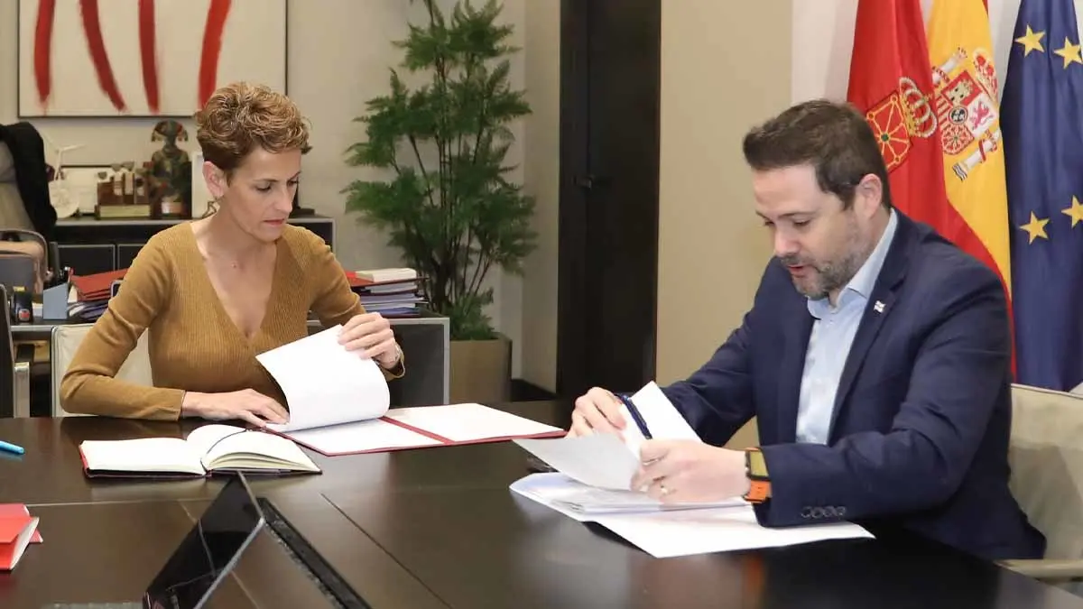 Reunión entre la Presidenta de Navarra, María Chivite, y el Alcalde de Tudela, Alejandro Toquero