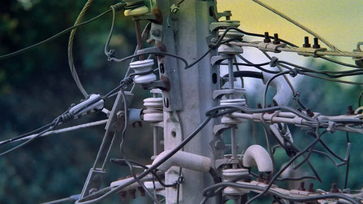 robo cable eléctrico