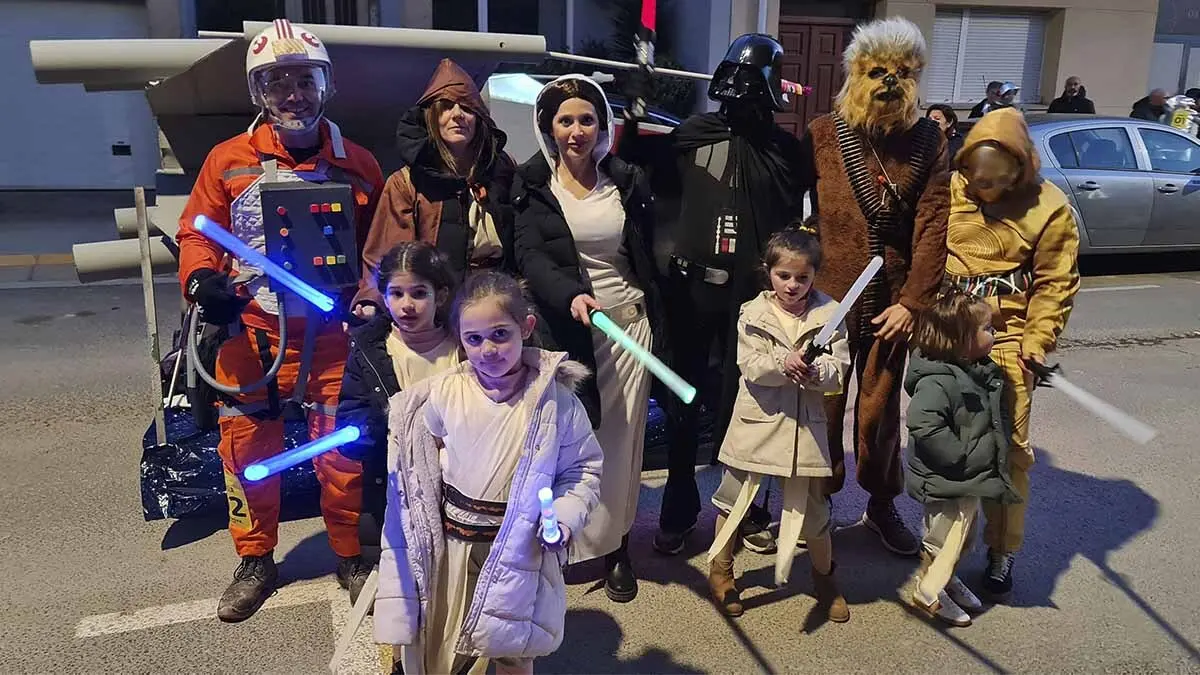 Desfile Carnaval Corella 2025 (8)