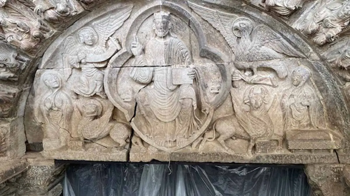 portada iglesia magadalena