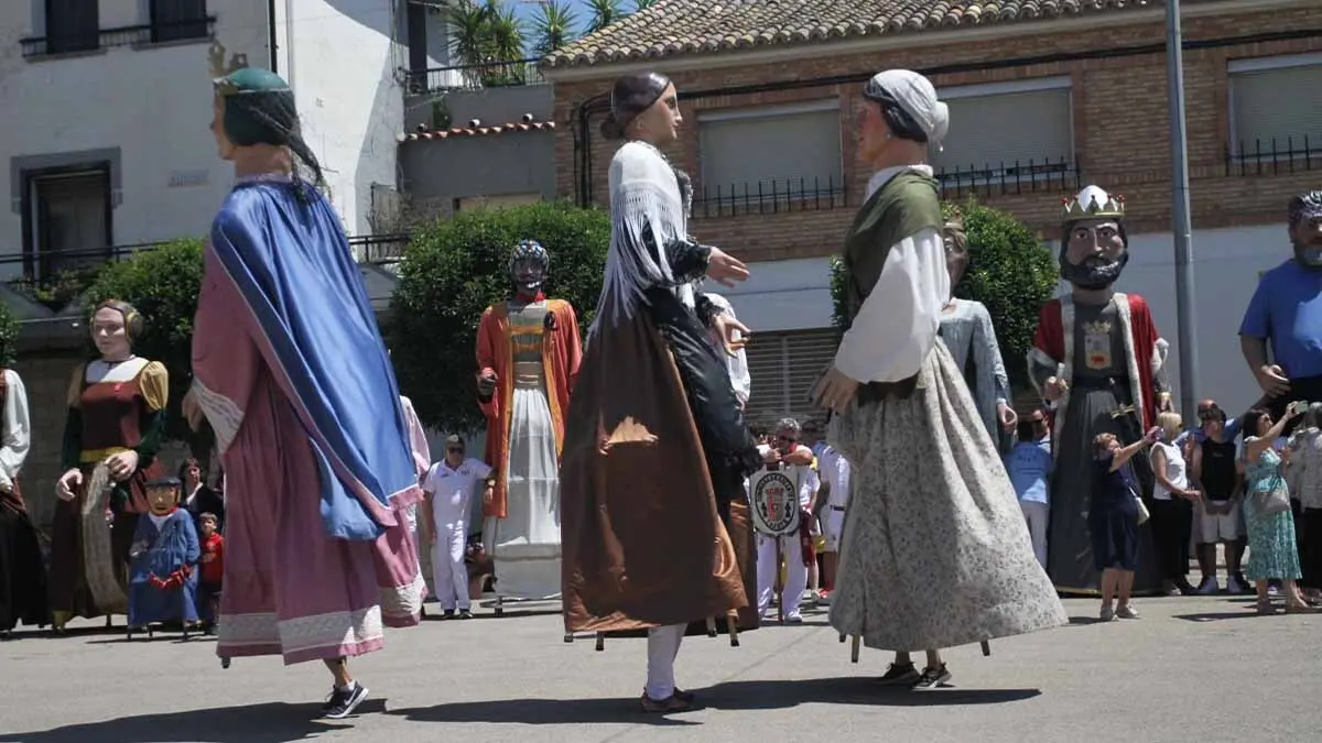 Buñuel 25 Aniversario Gigantes 2025 (5)