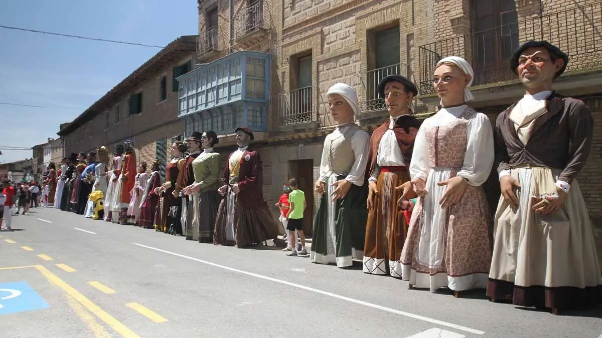 Buñuel 25 Aniversario Gigantes 2025 (21)