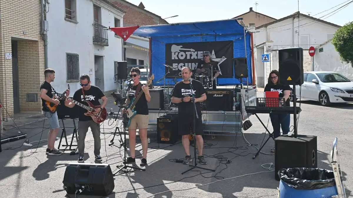 Fiestas de Primavera Cabanillas 2025 (13)