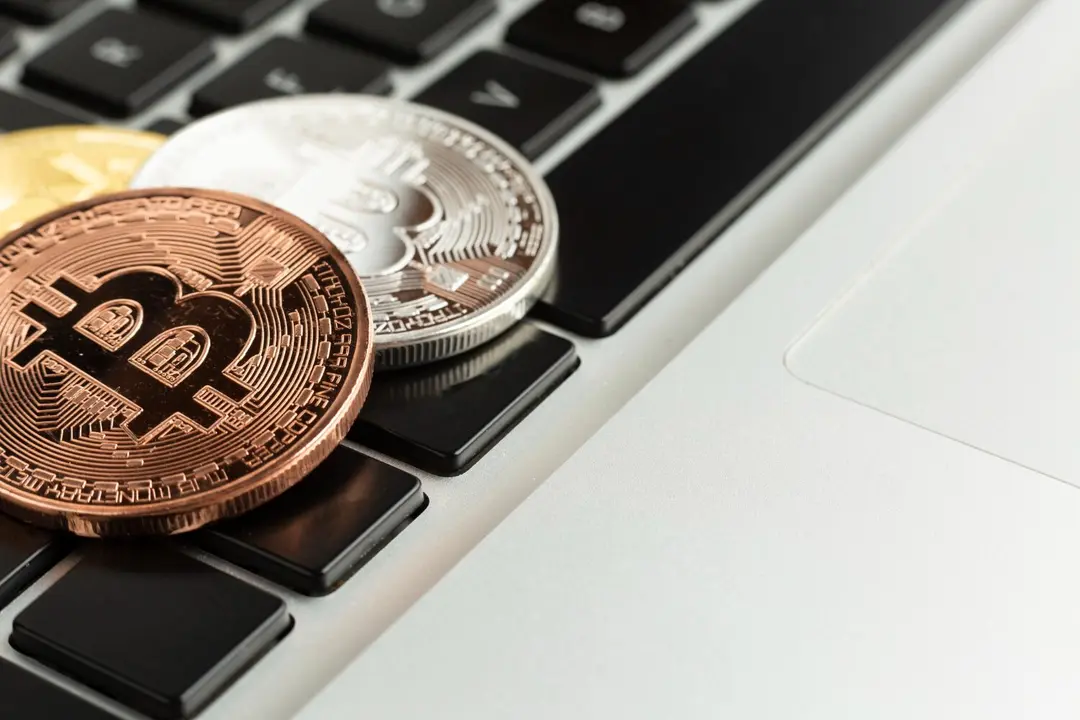  Dinero en efectivo, criptomonedas y pagos digitales: así pagaremos en el futuro 
