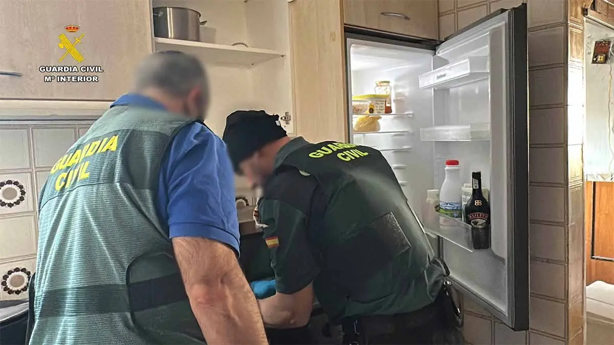 Fotos del operativo de la Guardia Civil contra la venta de droga en Calahorra (5)