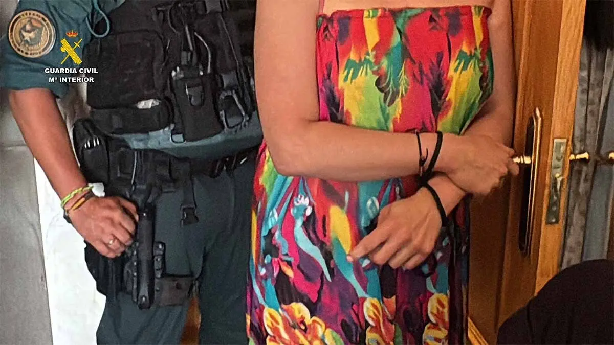 Fotos del operativo de la Guardia Civil contra la venta de droga en Calahorra (7)