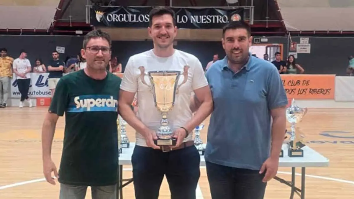 Campeón de Liga 2ª División REMACHES TUDELA