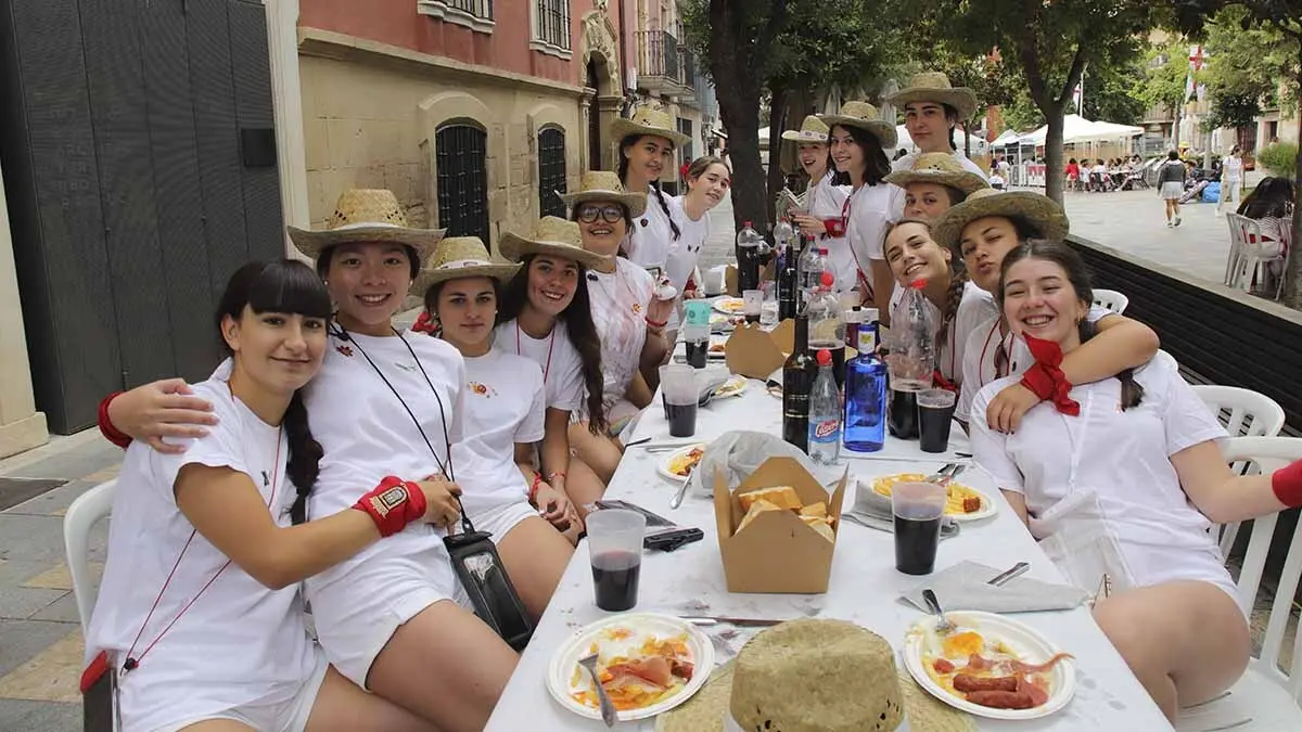 Fotos Almuerzos 24 julio 2025. Fiestas de Tudela (10)