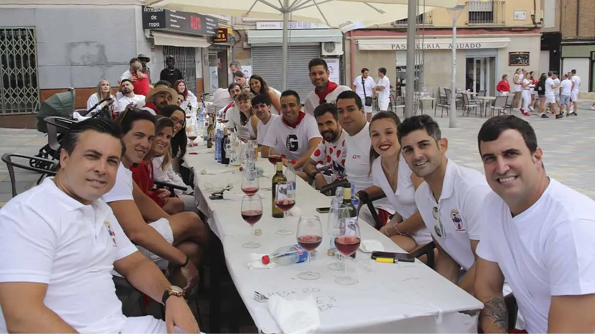 Fotos Almuerzos 24 julio 2025. Fiestas de Tudela (25)