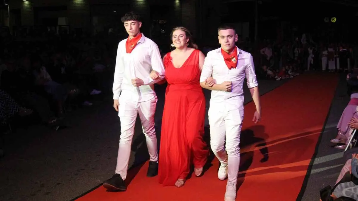Gala Reina, Damas y Mister de los Quintos del 2007 en Milagro (15)