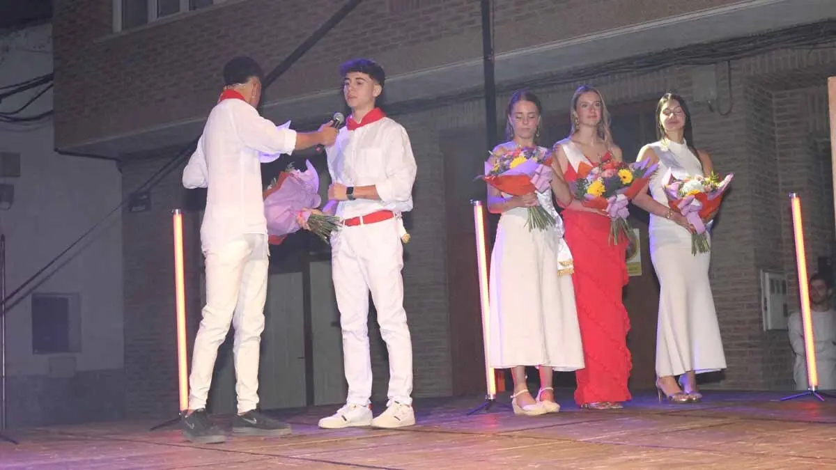 Gala Reina, Damas y Mister de los Quintos del 2007 en Milagro (23)