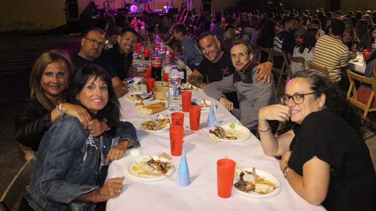 Fiestas de la Juventud en Cortes 1-8-25 (1)