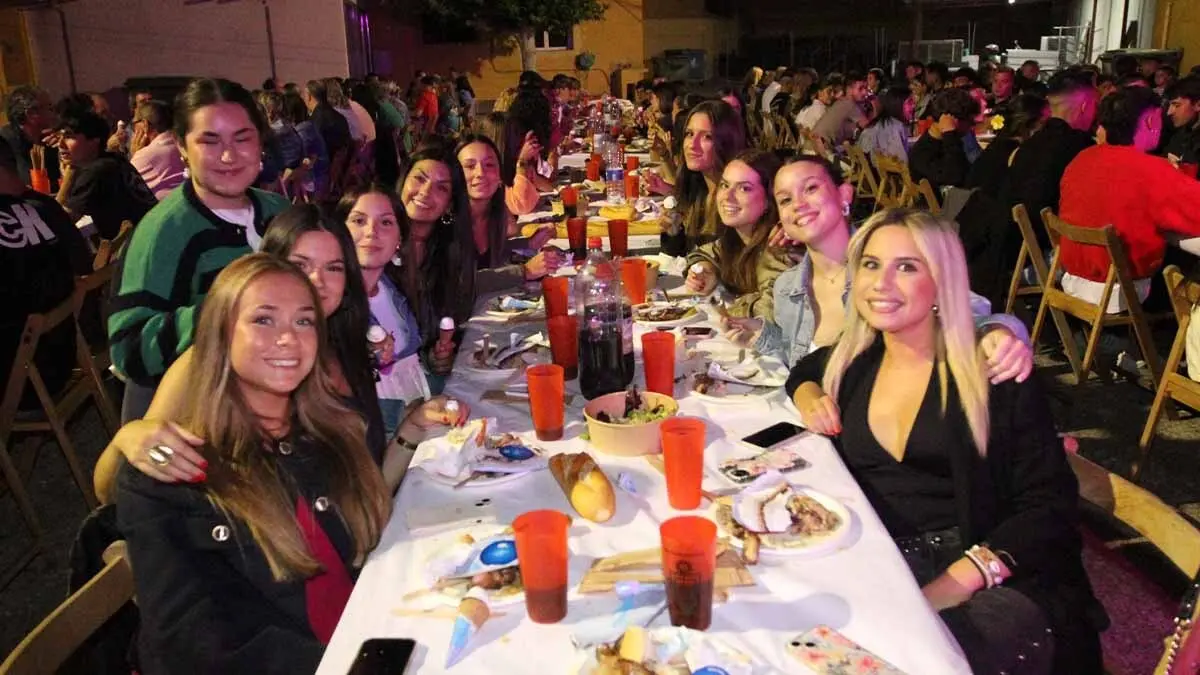 Fiestas de la Juventud en Cortes 1-8-25 (6)