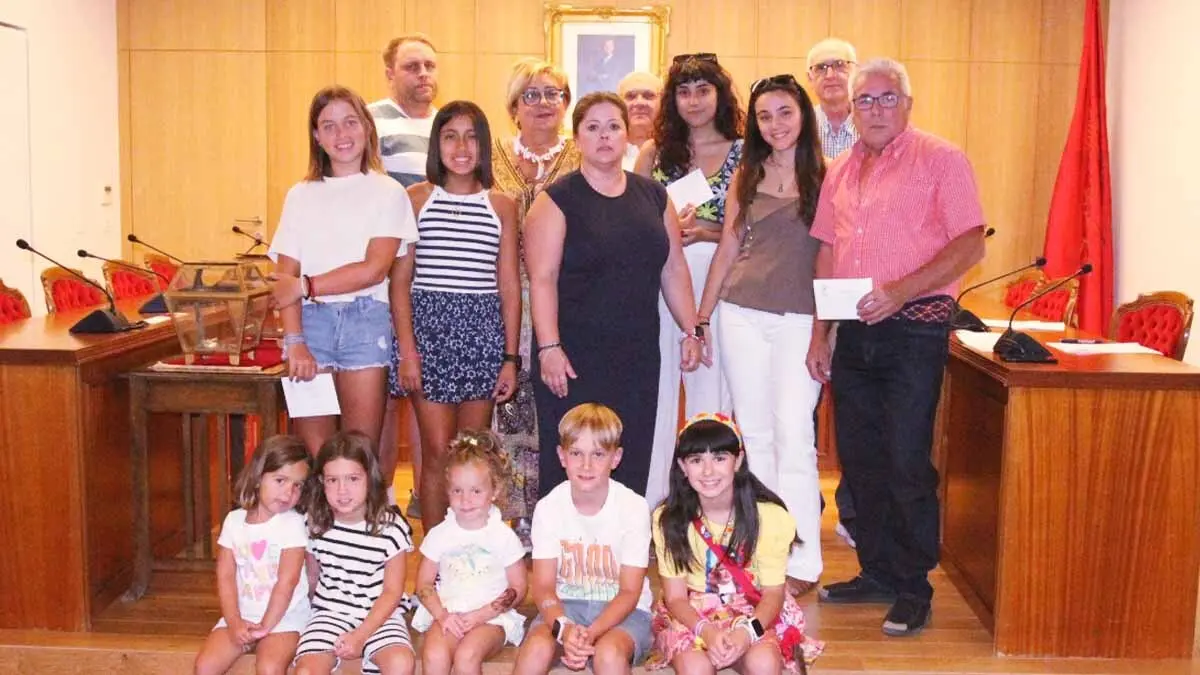 Entrega premios concursos Fiestas de Cortes 2025 (1)