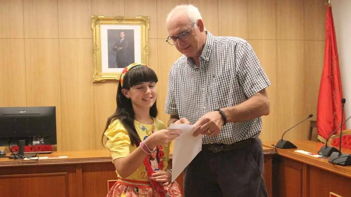 Entrega premios concursos Fiestas de Cortes 2025 (6)