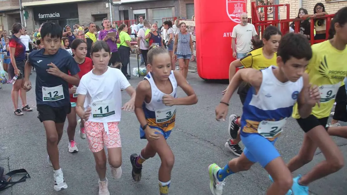 Carrera nocturna 10K San Blas Milagro 2025 (21)