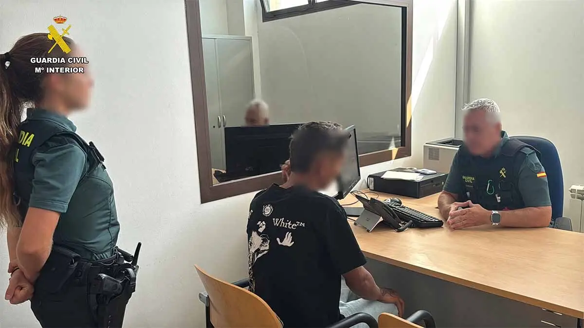 joven detenido en calahorra por intentar apuñalar a su pareja